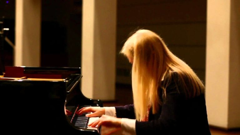 Valentina Lisitsa – Beethoven Piano sonatas (Moonlight Sonata)