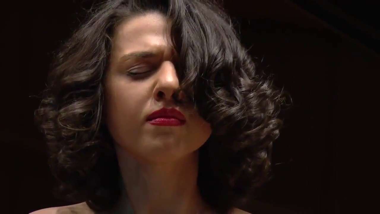 Khatia Buniatishvili - Hungarian Rhapsody No 2 in C sharp minor Franz Liszt