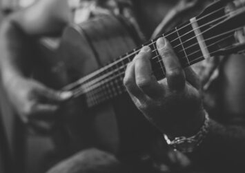Amazing List of Easy Guitar Songs for Beginners