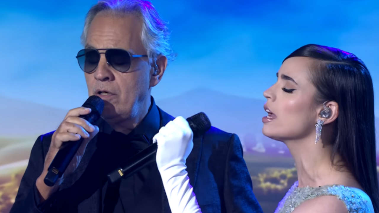 Andrea Bocelli, Sofia Carson - Performing Moon River (Live on the TODAY Show)