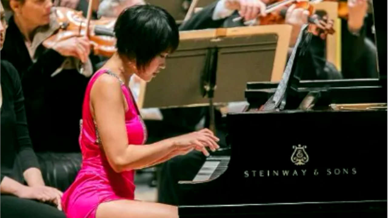 Beethoven - Piano Sonata No. 18 | Yuja Wang