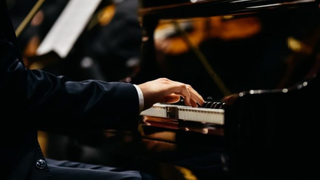 Daniil TRIFONOV: Chopin Piano Concerto